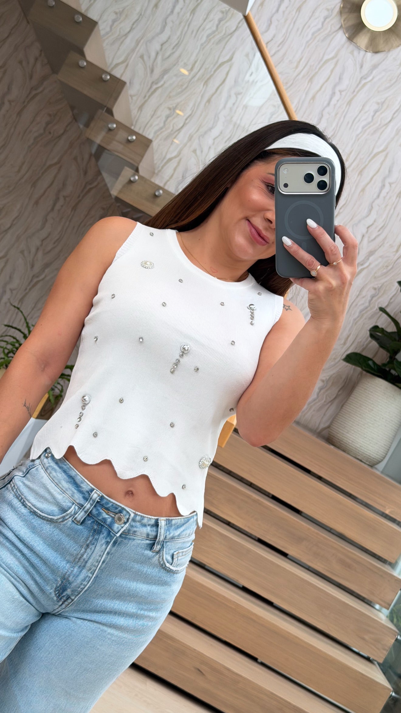 Blusa Crop Top con Aplicaciones de Perlas
