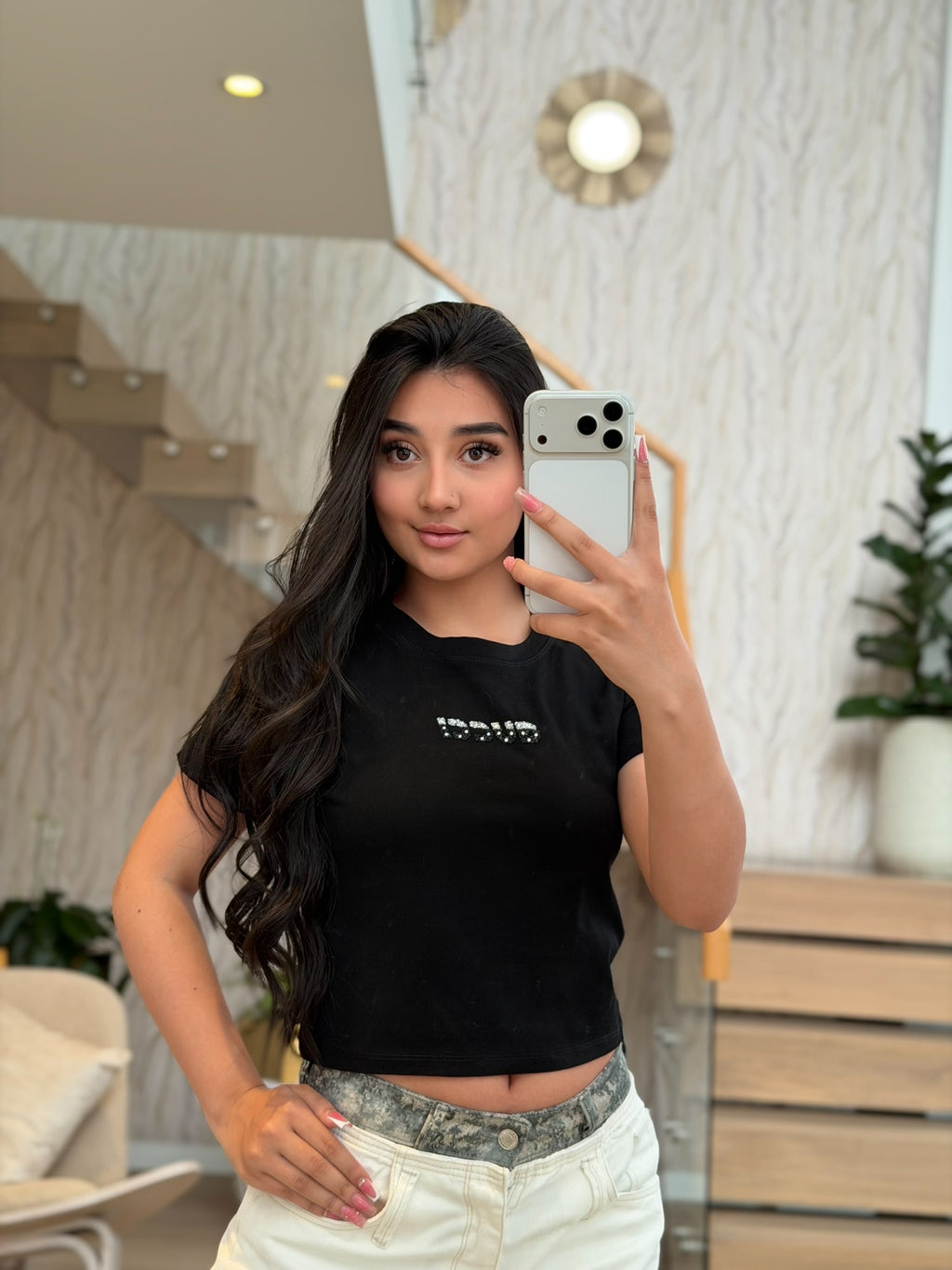Camiseta corta con apliques en brillo, talla única