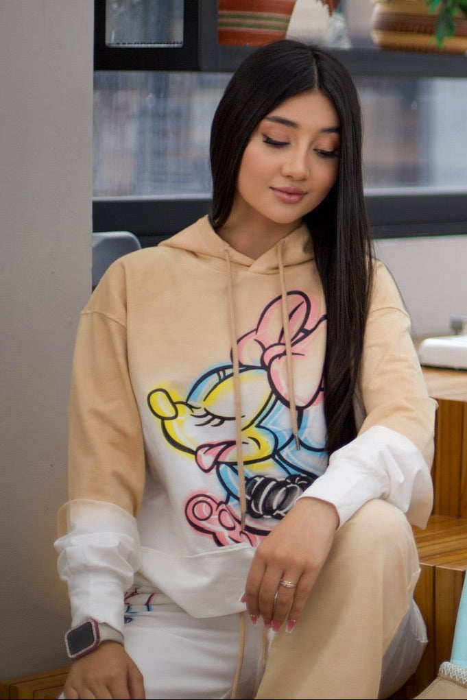 Conjunto de buso y pantalón en tela jaspeada y estampado, talla única.